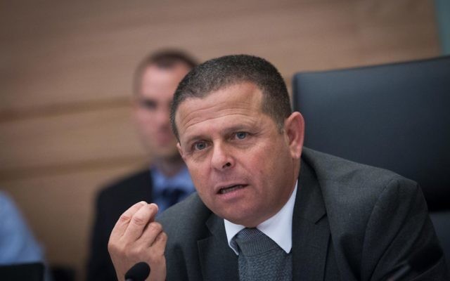 Le député Eitan Cabel (Union Sioniste) à la Knesset, juin 2017 (Yonatan Sindel / Flash90)