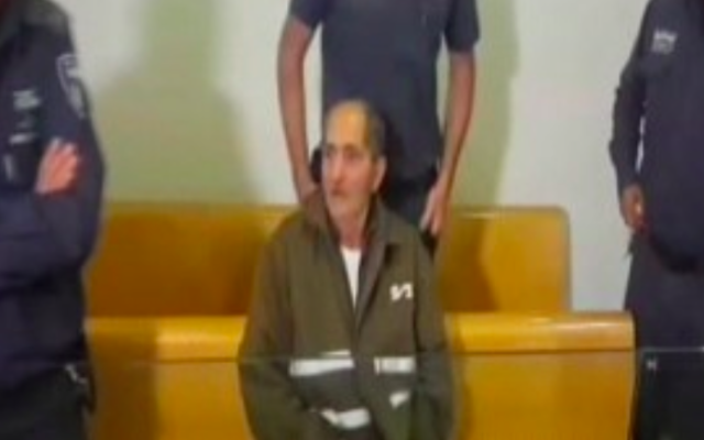 Mohammed Milhem au tribunal de Haïfa le mardi 5 janvier 2016 (Capture d'écran Deuxième chaîne) Mohammed Milhem au tribunal de Haïfa le mardi 5 janvier 2016 (Capture d'écran Deuxième chaîne)