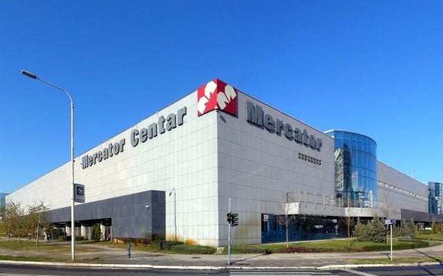 Un Centre de Mercator à New Belgrade, Slovénie (Crédit : Михајло Анђелковић / Wikipedia CC BY-SA 3.0) Un Centre de Mercator à New Belgrade, Slovénie (Crédit : Михајло Анђелковић / Wikipedia CC BY-SA 3.0)