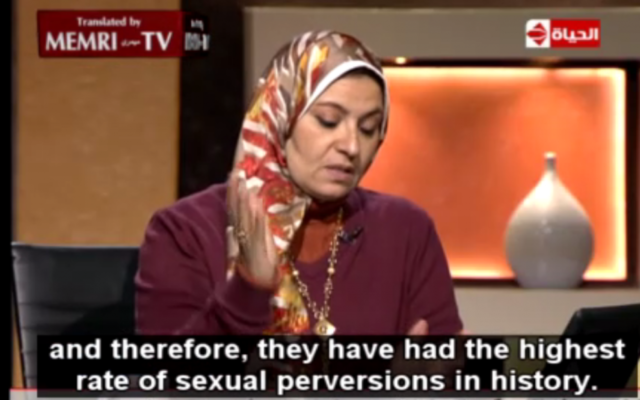 La sexologue égyptienne Heba Kotb sur al-Hayat TV le 16 janvier 2015 (Crédit : Capture d'écran MEMRI)