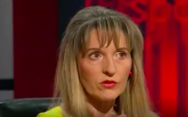 Martina Anderson, députée européenne du Sinn Fein, parti d'Irlande du Nord autrefois rattaché à l'IRA. (Crédit : capture d’écran YouTube) Martina Anderson, députée européenne du Sinn Fein, parti d'Irlande du Nord autrefois rattaché à l'IRA. (Crédit : capture d’écran YouTube)