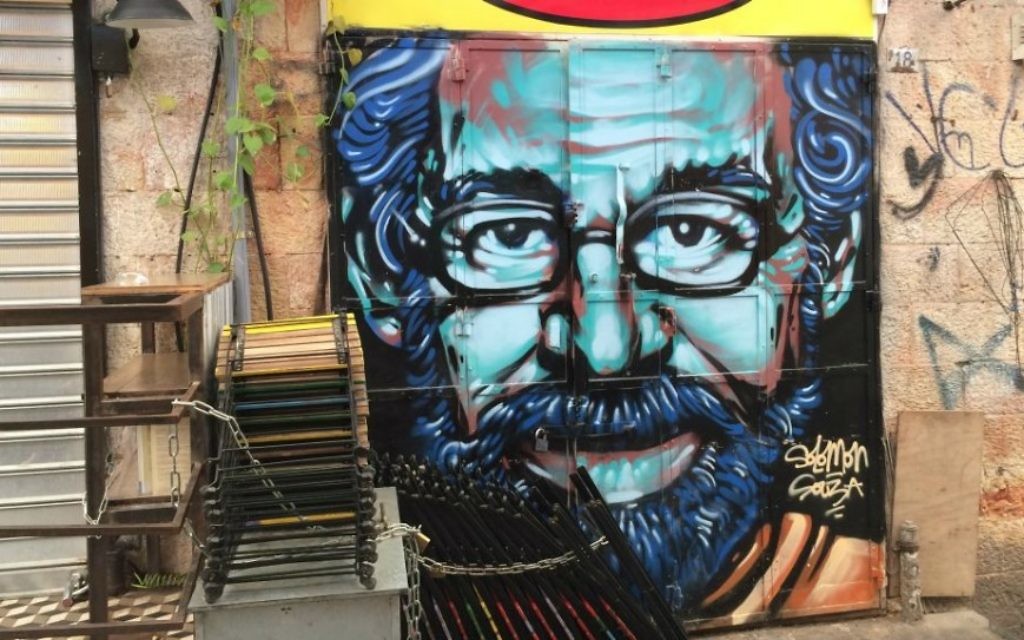 Steven Spielberg par Solomon Souza. Mahane Yehuda, Jérusalem, février 2016. (Crédit : Renee Ghert-Zand/TOI)