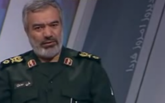 Le contre-amiral Ali Fadavi, commandant des Gardiens de la révolution iraniens. (Crédit : capture d'écran YouTube)