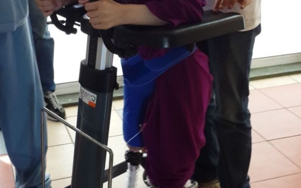 Une jeune fille syrienne traitée à l'hôpital Ziv à Safed (Crédit: Autorisation Hôpital Ziv)