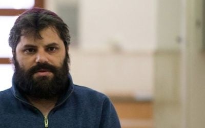 Yosef Haim Ben David, le troisième accusé du meurtre de Mohammad Abu Khdeir, à la cour du district de Jérusalem, le 5 avril 2016. (Crédit : Yonatan Sindel/Flash90)