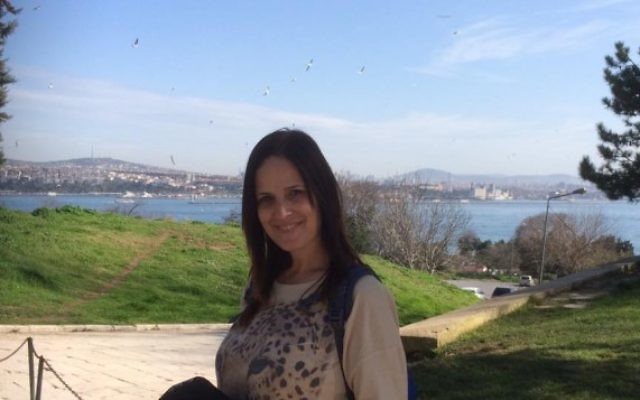 Esti Weinstein, une femme autrefois ultra-orthodoxe qui s'est suicidée en juin 2016. (Facebook) Esti Weinstein, une femme autrefois ultra-orthodoxe qui s'est suicidée en juin 2016. (Facebook)