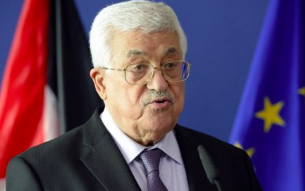 Le président de l'Autorité palestinienne Mahmoud Abbas pendant une conférence de presse au siège de la Commission européenne à Bruxelles, le 22 juin 2016. (Crédit : AFP/Thierry Charlier) Le président de l'Autorité palestinienne Mahmoud Abbas pendant une conférence de presse au siège de la Commission européenne à Bruxelles, le 22 juin 2016. (Crédit : AFP/Thierry Charlier)