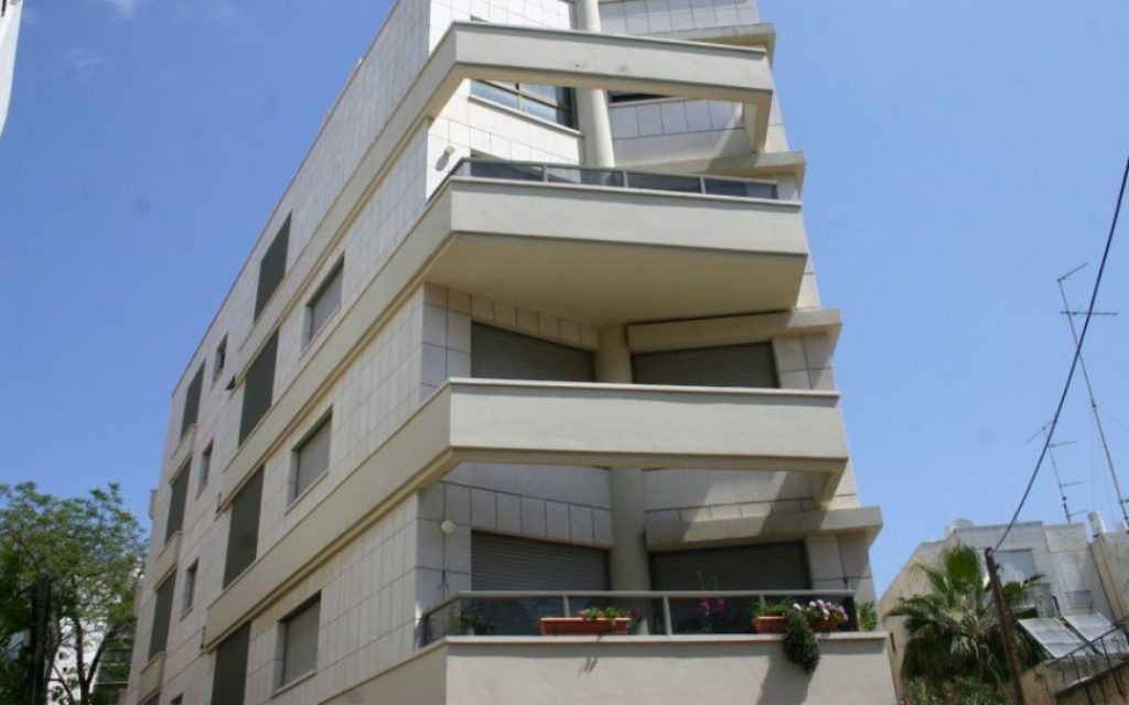 Architecture Bauhaus, rue Amos. (Photo: Shmuel Bar-Am)