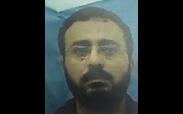 Waheed Abdullah Bosch, ingénieur du Programme des Nations unies pour le développement (PNUD), a été accusé d'utiliser son poste pour aider l'organisation terroriste du Hamas, le 9 août 2016. (Crédit : Shin Bet)