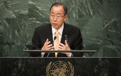 Le secrétaire général des Nations unies Ban Ki-moon devant l'Assemblée générale des Nations unies à New York, le 20 septembre 2016. (Crédit : Drew Angerer/Getty Images/AFP)