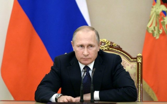 Le président russe Vladimir Poutine au Kremlin, à Moscou, le 26 septembre 2016. (Crédit : Aleksey Nikolsky/Sputnik/AFP) Le président russe Vladimir Poutine au Kremlin, à Moscou, le 26 septembre 2016. (Crédit : Aleksey Nikolsky/Sputnik/AFP)