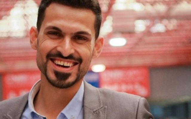Anas Abu Dabas, 24 ans, libéré de prison le 27 novembre 2016 après avoir été arrêté pour incitation aux incendies dans un post Facebook. (Crédit : Facebook)
