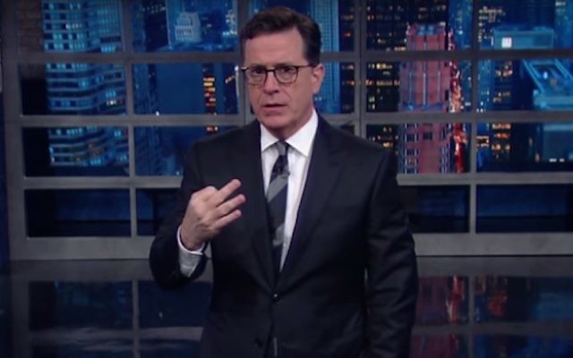 Stephen Colbert sur le plateau du "Late Show" de CBS, le 3 novembre 2016. (Crédit: capture d'écran YouTube)