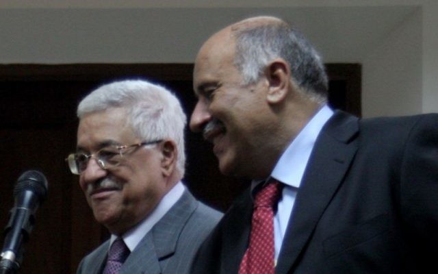 Jibril Rajoub et Mahmoud Abbas (Crédit : Issam Rimawi/Flash90)