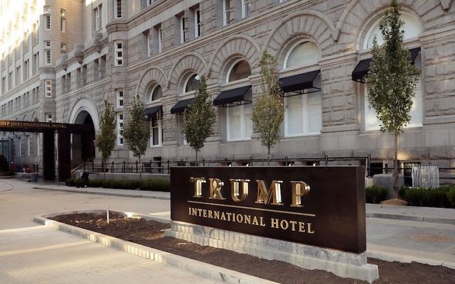 Le Trump International Hotel de Washington, D.C. Illustration. (Crédit : Chip Somodevilla/Getty Images)