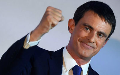 Manuel Valls, candidat à la primaire présidentielle de la gauche française, au premier tour de la primaire, le 22 janvier 2017. (Crédit : Eric Feferberg/AFP)
