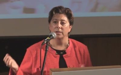 Jennifer Gorovitz, vice-présidente du département Finances, Opérations et Administration pour le et PDG de la fédération juive de San Francisco (Crédit : Capture d'écran YouTube )