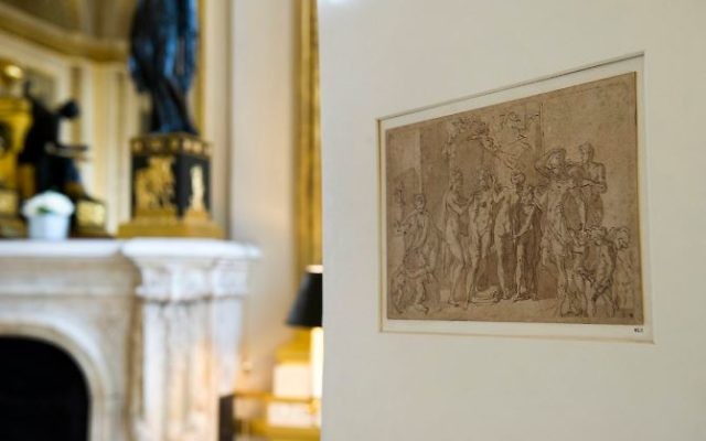« Les Noces d’Alexandre et Roxane » du Parmesan rendu au descendant d'un collectionneur juif d'origine italienne (Crédit: Twitter/Audrey Azoulay) « Les Noces d’Alexandre et Roxane » du Parmesan rendu au descendant d'un collectionneur juif d'origine italienne (Crédit: Twitter/Audrey Azoulay)