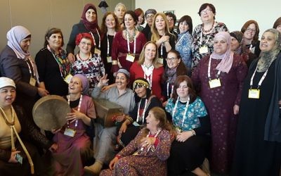 Les femmes du groupe "Des femmes et des histoires à Jérusalem". (Crédit : Facebook) Les femmes du groupe "Des femmes et des histoires à Jérusalem". (Crédit : Facebook)