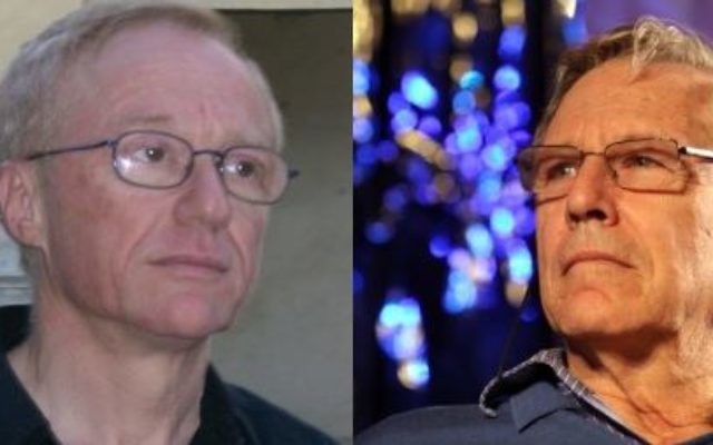 Les auteurs israéliens David Grossman (g) et Amos Oz. (Crédit : Capture d'écran YouTube) Les auteurs israéliens David Grossman (g) et Amos Oz. (Crédit : Capture d'écran YouTube)