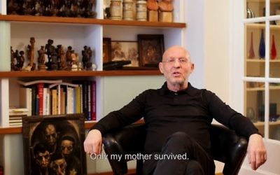 Arthur Langerman expose une 'petite' partie de sa collection de dessins antisémites au Mémorial de Caen jusqu'au 15 décembre 2017 (Crédit: capture d'écran Youtube/ Mémorial de Caen)