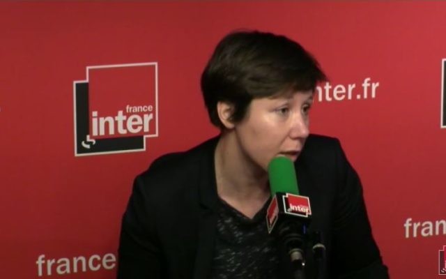 Les journalistes Mathias Destal et Marine Turchi (photo) ont enquêté sur les réseaux qui gèrent le financement du FN (Crédit: capture d'écran Dailymotion/France-Inter) Les journalistes Mathias Destal et Marine Turchi (photo) ont enquêté sur les réseaux qui gèrent le financement du FN (Crédit: capture d'écran Dailymotion/France-Inter)