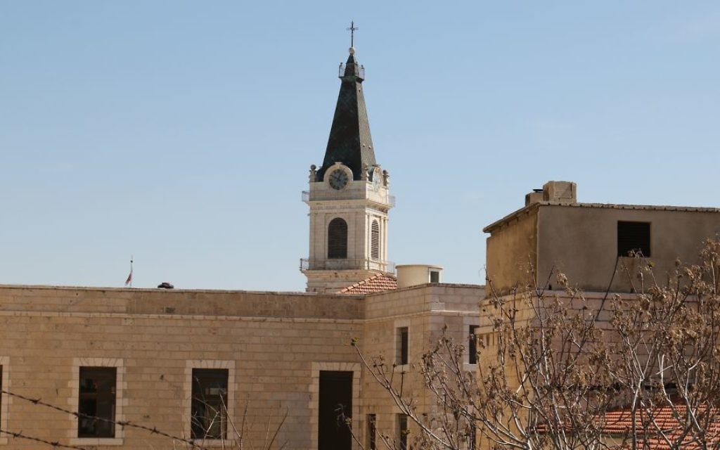 L'église du Saint-Sauveur du quartier chrétien de la Vieille Ville de Jérusalem, dessinée en 1924 par le célèbre architecte Antonio Barluzzi. (Crédit : Shmuel Bar-Am)