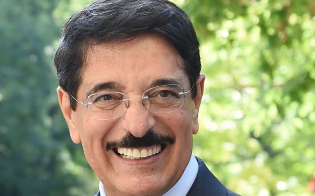 Hamad ben Abdulaziz al-Kawari, ancien ministre qatari de la Culture. (Crédit : Wikimedia/Creative Commons) Hamad ben Abdulaziz al-Kawari, ancien ministre qatari de la Culture. (Crédit : Wikimedia/Creative Commons)