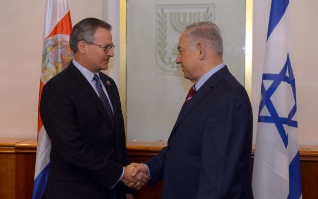 Rencontre entre le Premier ministre israélien, Benjamin Netanyahu, et le ministre des Affaires étrangères costaricain, Gonzalez Sanz, à Jérusalem, Israël, le 18 mai 2017 (Crédit: Haim Zach/GPO) Rencontre entre le Premier ministre israélien, Benjamin Netanyahu, et le ministre des Affaires étrangères costaricain, Gonzalez Sanz, à Jérusalem, Israël, le 18 mai 2017 (Crédit: Haim Zach/GPO)