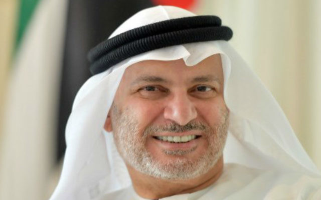 Anwar Gargash, ministre des Affaires étrangères des Emirats arabes unis, à Dubaï, le 7 juin 2017. (Crédit : Giuseppe Cacace/AFP)