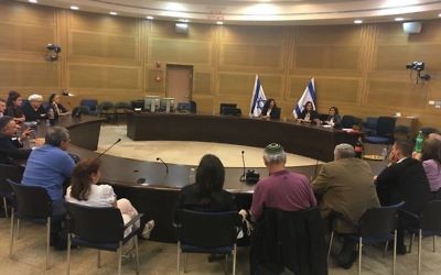 Réunion du Lobby francophone à la Knesset. (Crédit : Facebook)