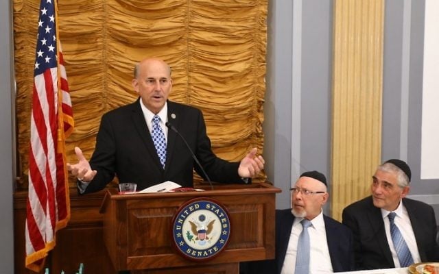Le représentant républicain du Texas Louie Gohmert pendant les 40 ans de l'association israélienne anti-avortement EFRAT, à Washington, le 15 juin 2017. (Crédit : Shmuel Lenchevsky) Le représentant républicain du Texas Louie Gohmert pendant les 40 ans de l'association israélienne anti-avortement EFRAT, à Washington, le 15 juin 2017. (Crédit : Shmuel Lenchevsky)
