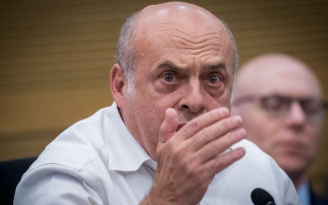 Natan Sharansky, président de l'Agence juive, à la Knesset, le 27 juin 2017. (Crédit : Yonatan Sindel/Flash90)