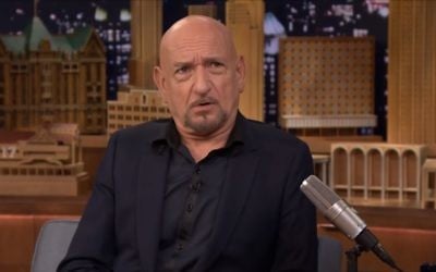 L'acteur Ben Kingsley dans 'The Tonight Show', en août 2015 (Crédit : Capture d'écran YouTube)
