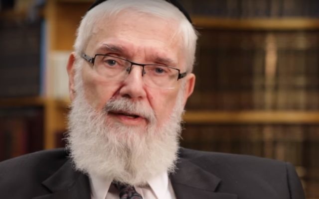 Le rabbin Meir Zlotowitz, fondateur des éditions ArtScroll, décédé le 23 juin 2017. (Crédit : capture d'écran YouTube )
