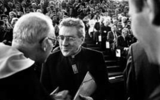 Le cardinal Jean-Marie Lustiger (Crédit : Erling Mandelmann / photo©ErlingMandelmann.ch / CC BY-SA 3.0) Le cardinal Jean-Marie Lustiger (Crédit : Erling Mandelmann / photo©ErlingMandelmann.ch / CC BY-SA 3.0)