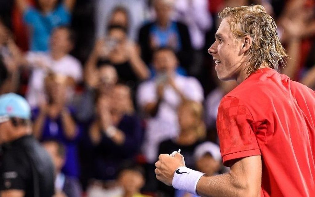 Denis Shapovalov , joueur canadien né en Israël, après sa victoire face à l'Espagnol Rafael Nadal au septième jour de la Coupe Rogers à Montréal, le 10 août 2017. (Crédit : Minas Panagiotakis/Getty Images/AFP)
