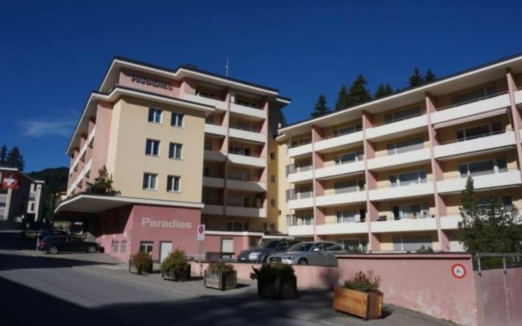 L'hôtel Aparthaus Paradise d'Arosa, en Suisse. (Crédit : autorisation)