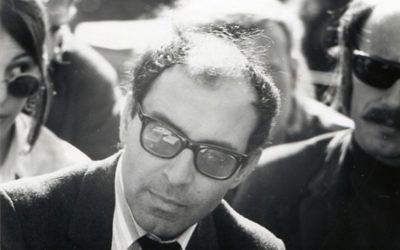 Jean-Luc Godard à Berkeley, en 1968. (Crédit : Gary Stevens/CC BY 2.5/WikiCommons)