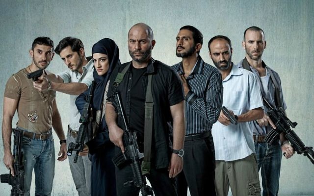 L'équipe de 'Fauda',' la série consacrée à des agents sous couverture en Cisjordanie, co-créée par Avi Issacharoff, qui écrit pour le Times of Israel (Crédit : Ohad Romano)