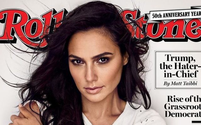 La couverture de Rolling Stone avec l'actrice israélienne Gal Gadot au mois de septembre 2017. La couverture de Rolling Stone avec l'actrice israélienne Gal Gadot au mois de septembre 2017.