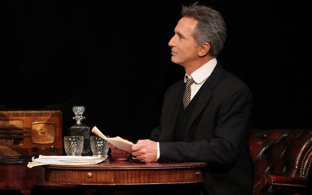 Thierry Lhermitte dans "Inconnu à cette adresse". (Crédit : Victor Tonelli) Thierry Lhermitte dans "Inconnu à cette adresse". (Crédit : Victor Tonelli)