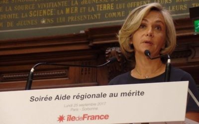 Valérie Pécresse, présidente de la région Île-de-France, à la Sorbonne, le 25 septembre 2017. (Crédit : Facebook/Valérie Pécresse) Valérie Pécresse, présidente de la région Île-de-France, à la Sorbonne, le 25 septembre 2017. (Crédit : Facebook/Valérie Pécresse)