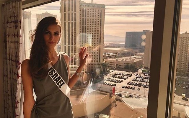 Adar Gandelsman, Miss Israël, à Las Vegas pour participer au concours de Miss Univers, en novembre 2017. (Crédit : Instagram)