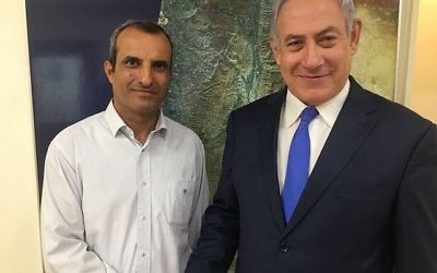 Benjamin Netanyahu et le président du conseil de Yesha, Hananel Dorani, le 7 novembre 2017. (Autorisation)