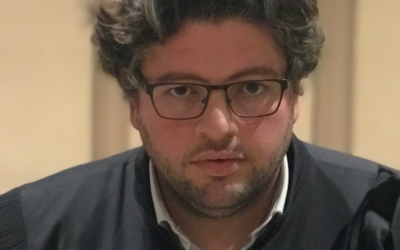 Pour Me Grégory Siksik, qui a défendu avec Me Alexandra Smadja des victimes des attentats de l'Hyper Casher et du Bataclan, la raison balance entre application stricte du droit et une adaptation de la loi aux situations exceptionnelles. (Crédit:  Grégory Siksik)