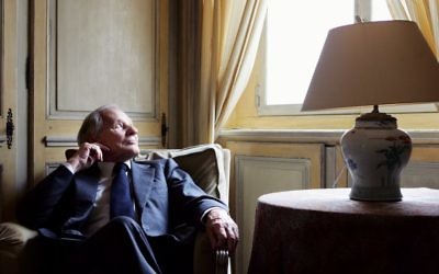 Jean d'Ormesson, à Paris, le 22 février 2006. (Crédit : AFP / Olivier Laban-Mattei)
