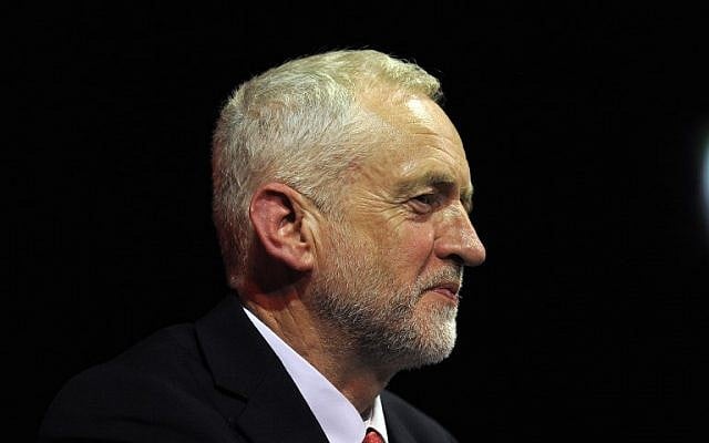 Jeremy Corbyn, chef du Parti travailliste britannique, lors d'un rassemblement à Glasgow, en Écosse, le 28 mai 2017 (Crédit : AFP / Andy Buchanan)