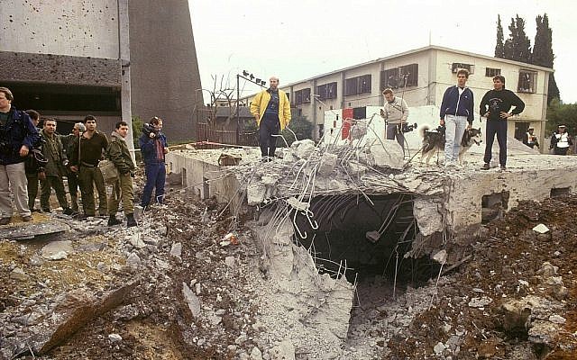 La destruction causée par un missile Scud irakien qui a frappé la «Maison Danny» dans le quartier Hatikva de Tel Aviv en janvier 1991. (Bamahane /