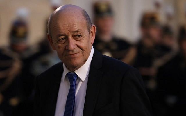 Jean-Yves Le Drian, ministre français des Affaires étrangères, le 30 janvier 2018. (Crédit : AFP / Ludovic MARIN) Jean-Yves Le Drian, ministre français des Affaires étrangères, le 30 janvier 2018. (Crédit : AFP / Ludovic MARIN)